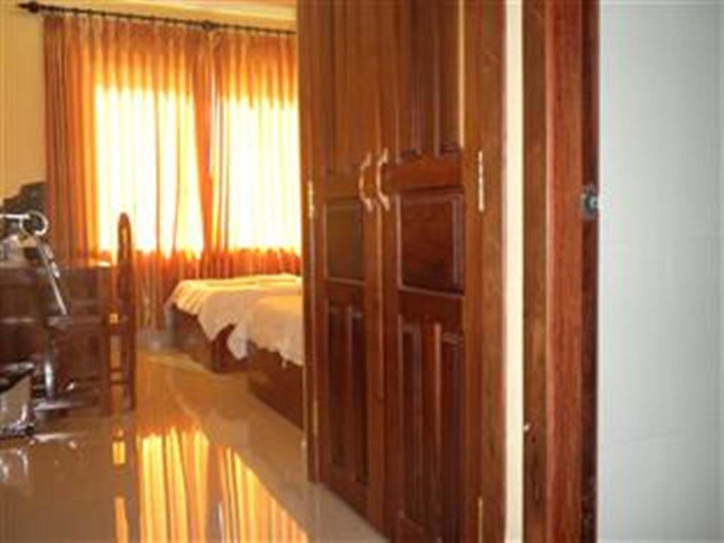 Nyny Hotel Кампот Номер фото